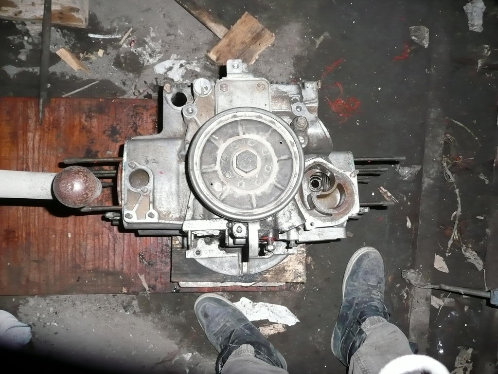 двигатель без ГБЦ, вид со стороны шкива